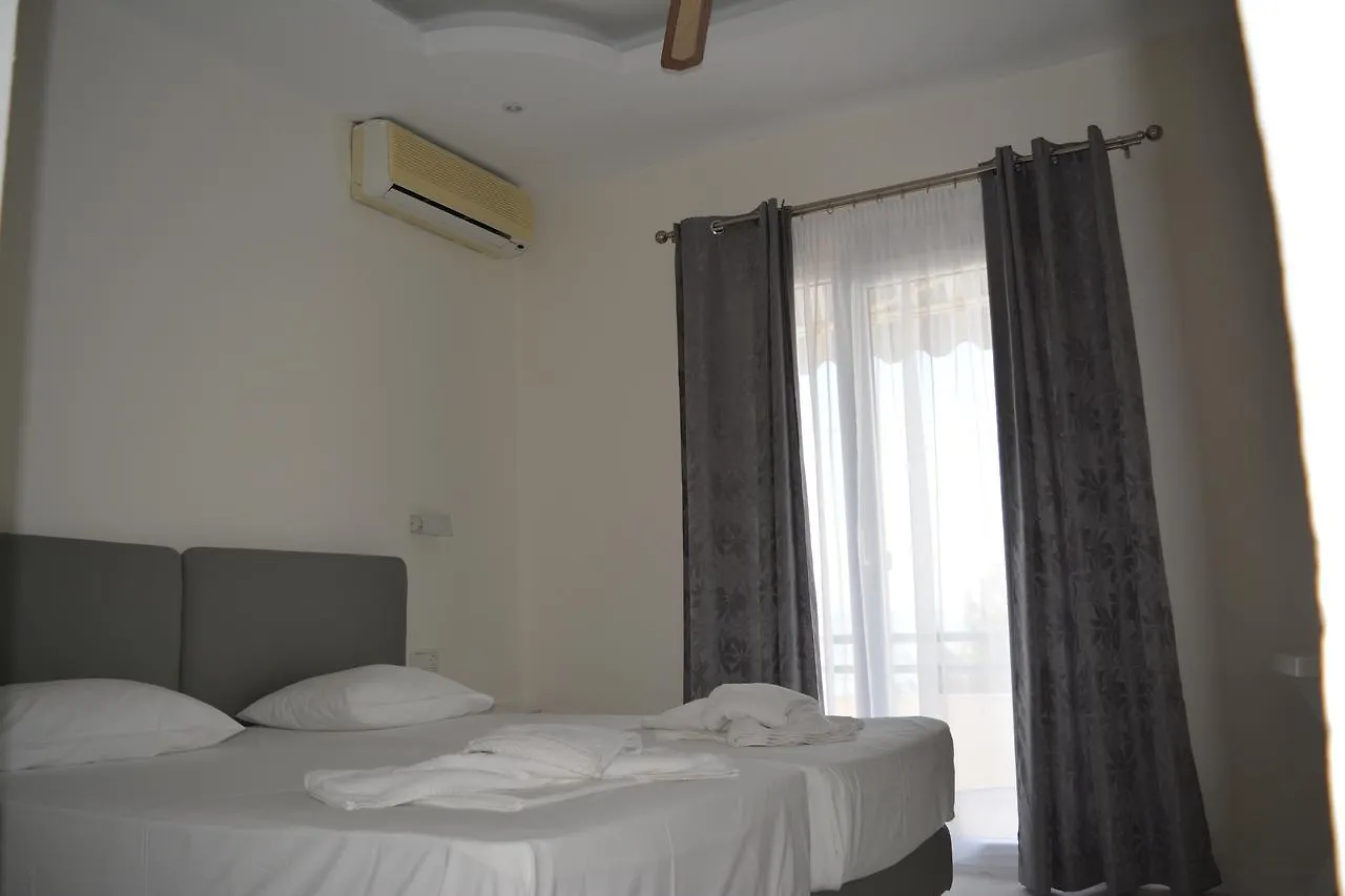 Aparthotel Kangaroo Hotel Mola Kaliva Griechenland